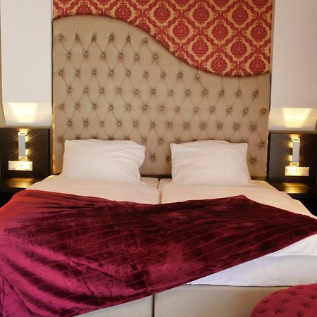 Hotel Athen Kelsterbach Frankfurt Airport Exteriör bild
