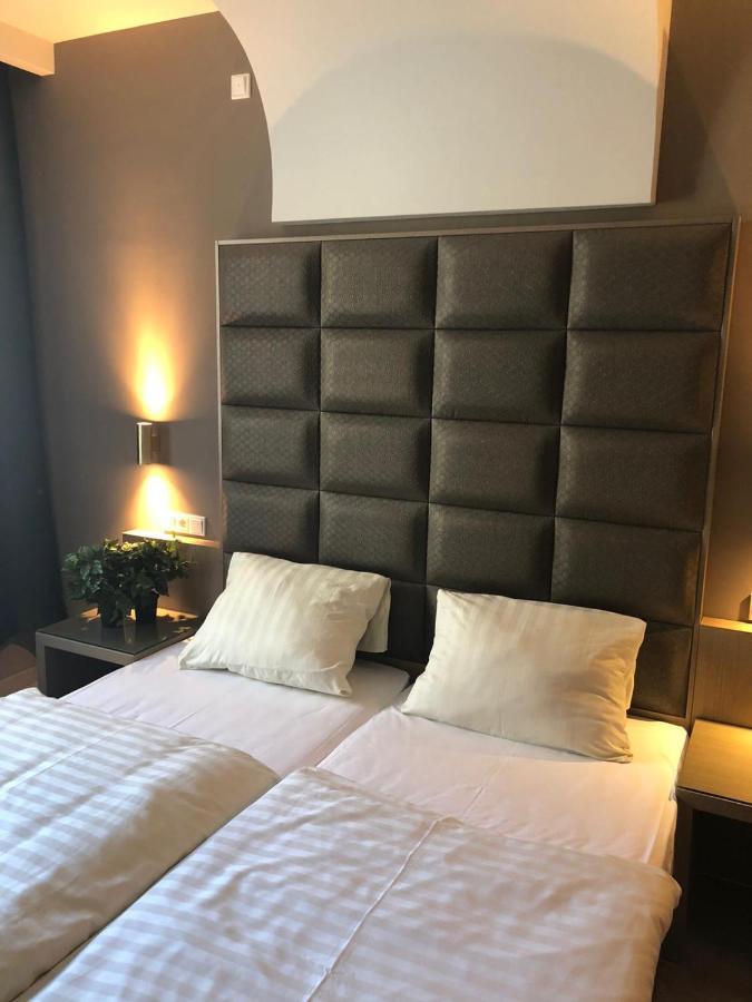 Hotel Athen Kelsterbach Frankfurt Airport Exteriör bild
